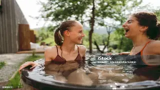 别只用手！这些按摩“神器”，让你的养生效果翻倍！