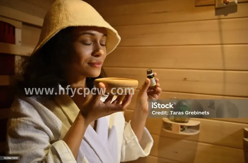 宽敞舒适的按摩包间