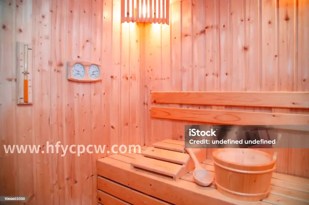 舒适亲肤的毛巾与浴袍